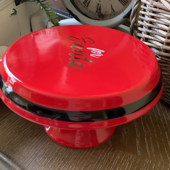 Last 1❗️Christmas Holiday Santa Suit Ceramic Cake & Cookie Stand - Picture 4 of 7